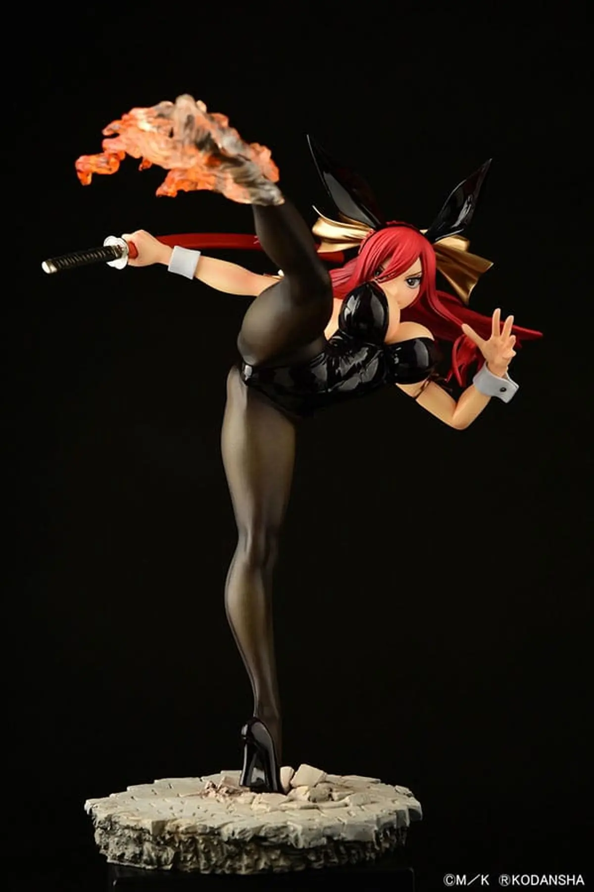 Fairy Tail - Figura a Escala - Erza Scarlet (High Kick Ver., Black Bunny) - Imagen 1
