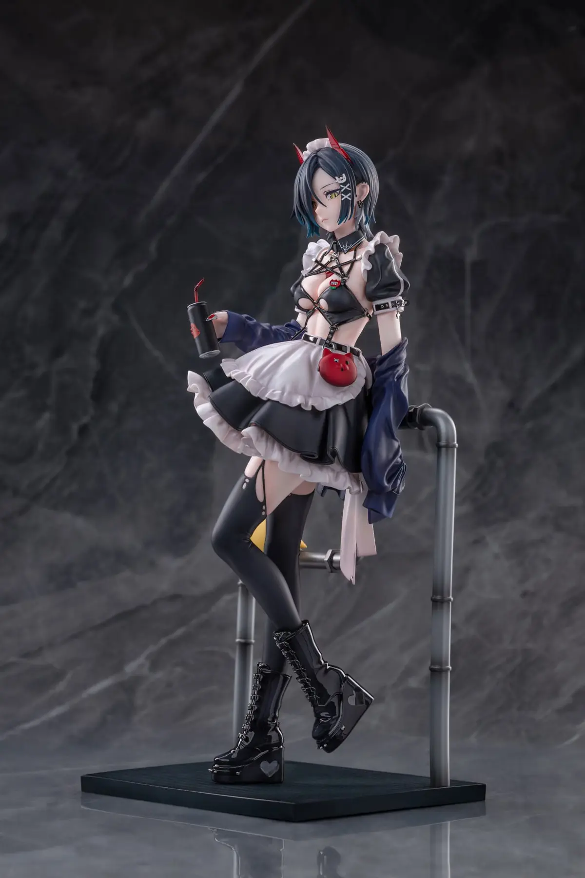 Azur Lane - Figura a Escala - Ulrich von Hutten (Mayhem Maid Ver.) - Imagen 1