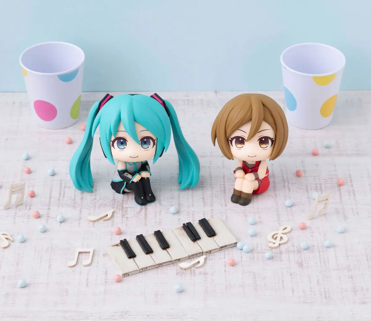 Character Vocal Series - Look Up Series - Miku Hatsune & MEIKO (Set) - Imagen 1