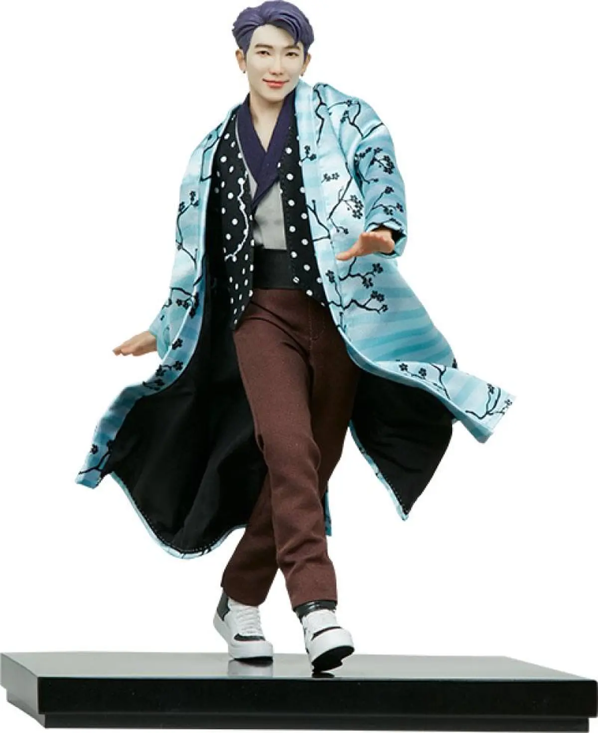 BTS - Deluxe Statue - RM - Imagen 1