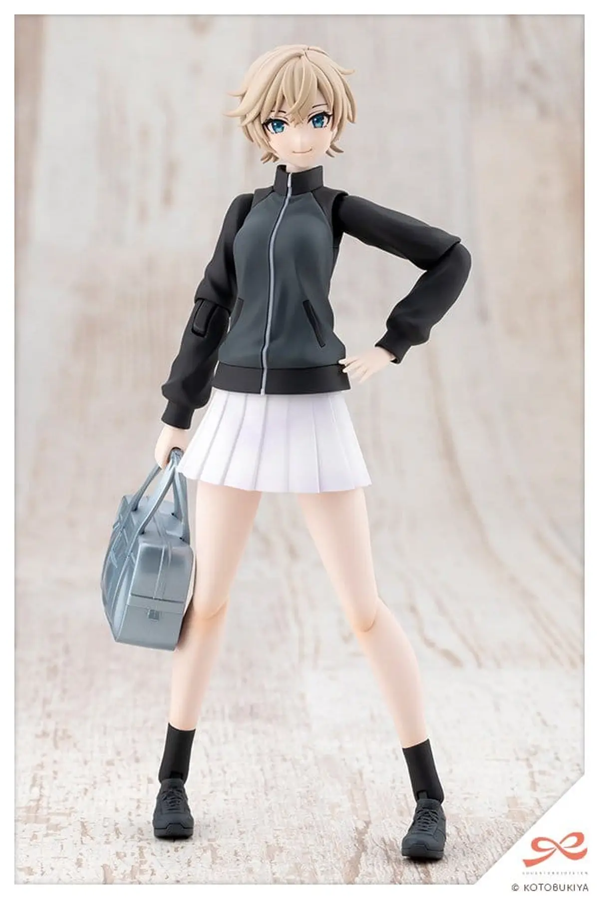 SOUSAI SHOJO TEIEN - Plastic Model Kit - Rui Saotome (Touhou High School Tracksuit) (Dreaming Style Midnight Onyx) - Imagen 1