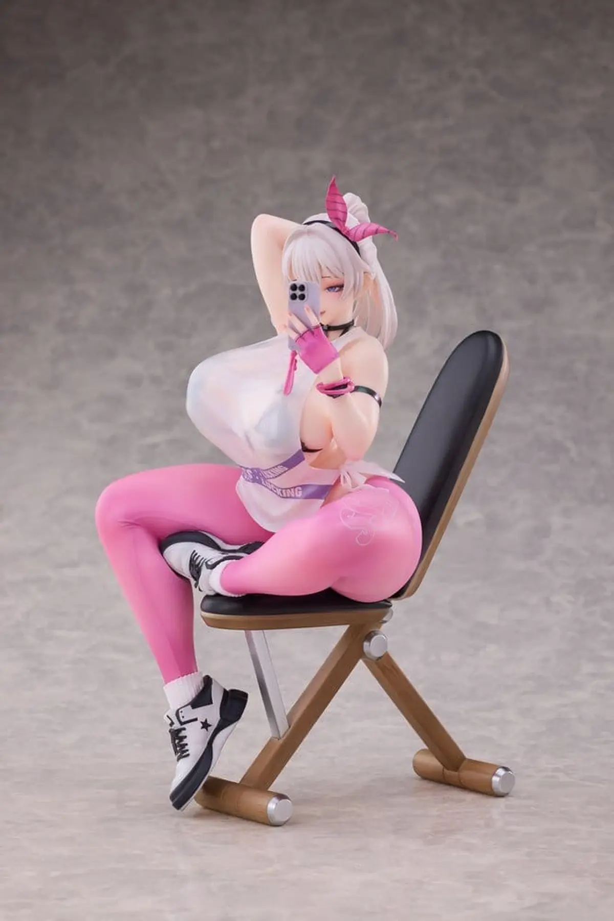 RST - Figura a Escala - Chest Training Today (Deluxe Edition) - Imagen 1