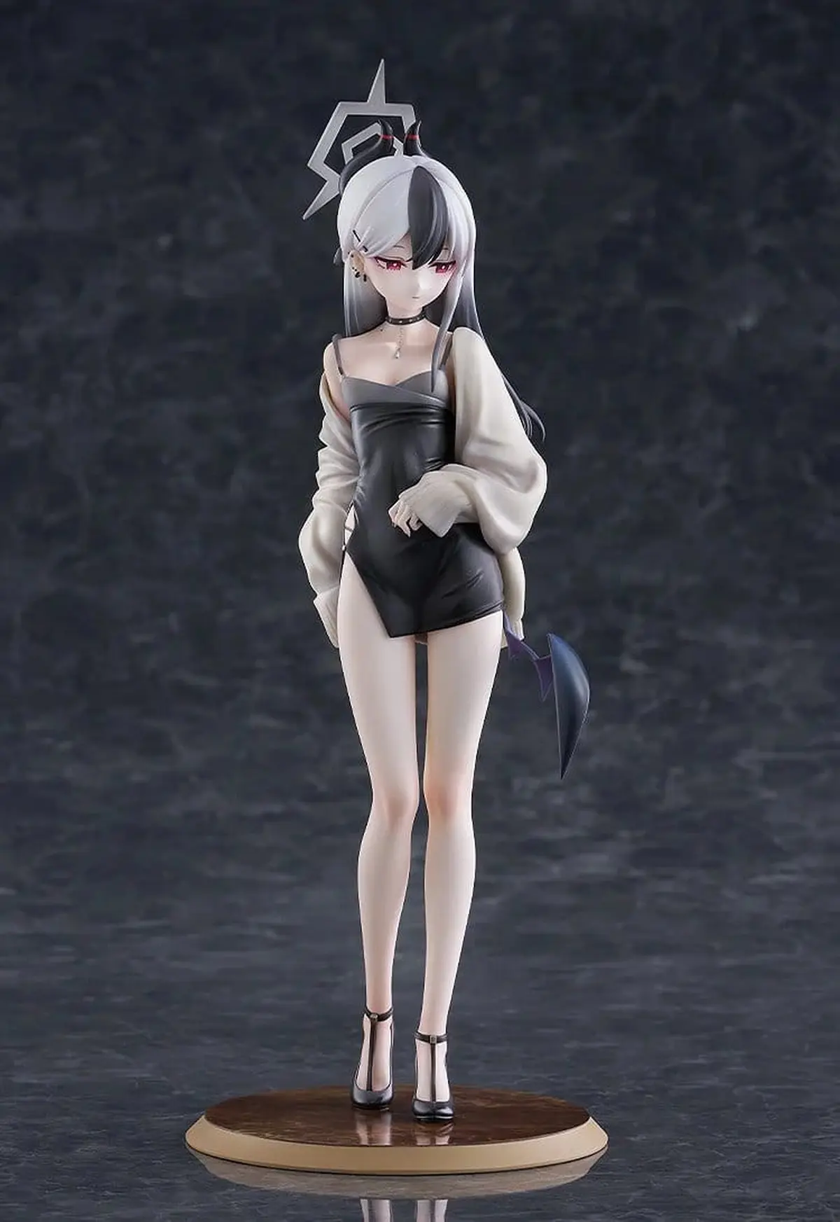 Blue Archive - Figura a Escala - Kayoko Onikata (Dress) - Imagen 1