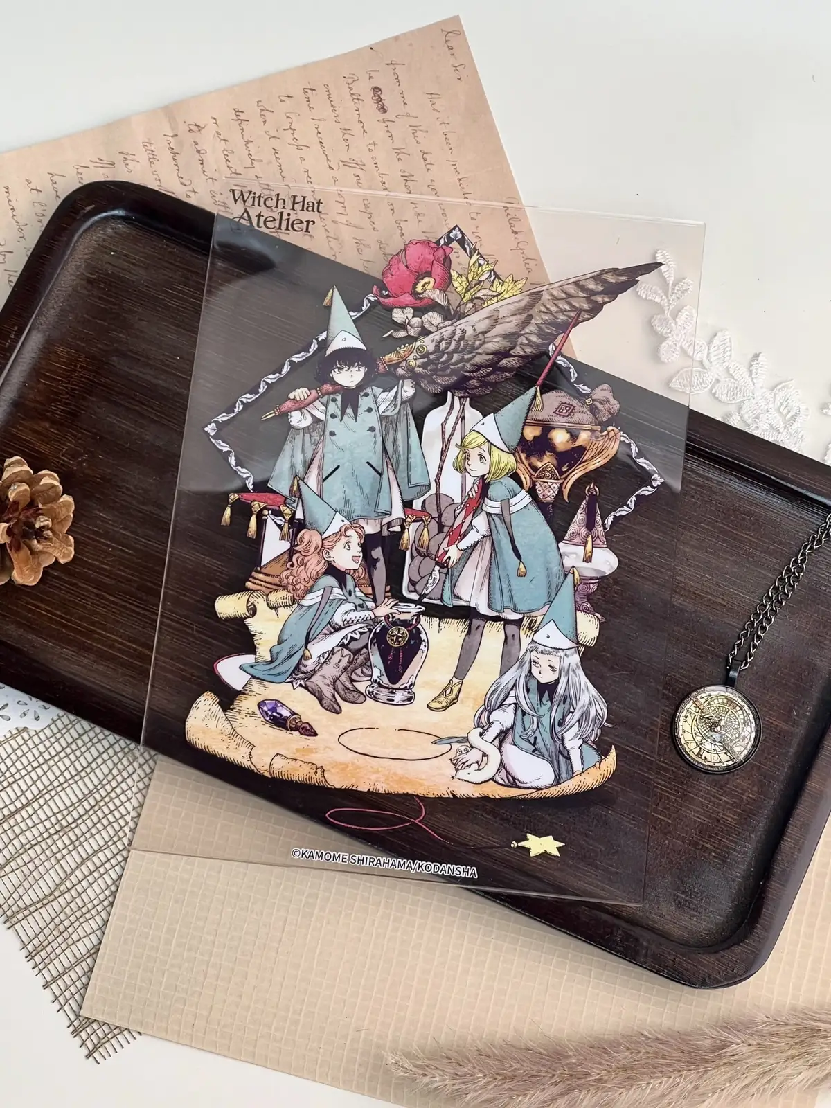 Witch Hat Atelier - Acrylic Stand - Artwork (B) - Figura de anime coleccionable - Foto principal