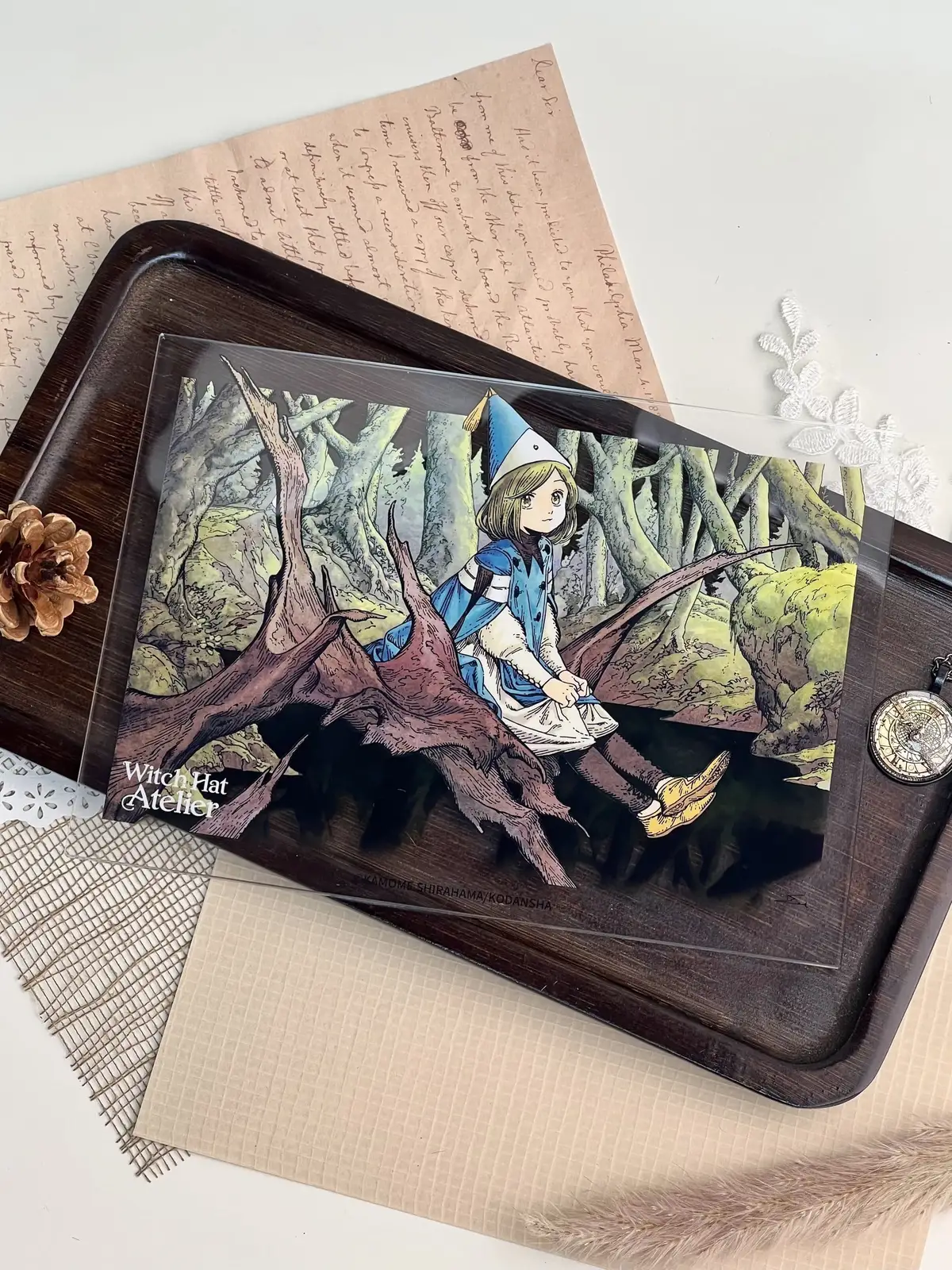 Witch Hat Atelier - Acrylic Stand - Artwork (D) - Figura de anime coleccionable - Foto principal