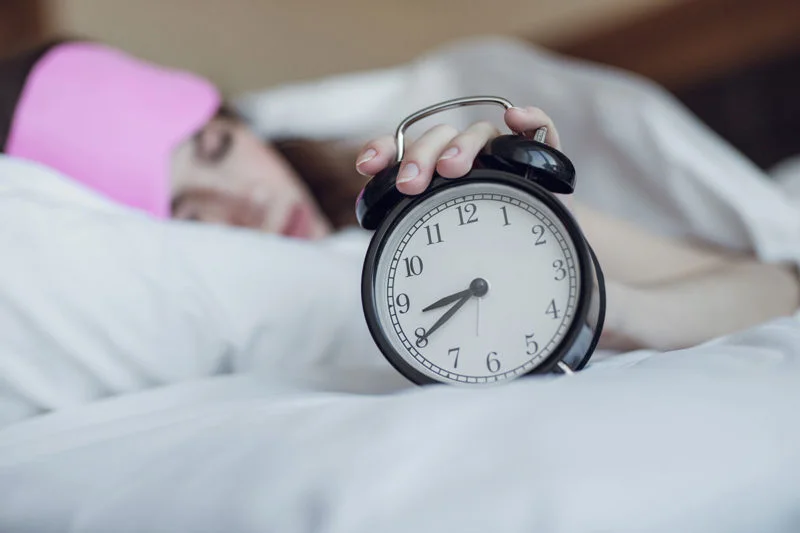 09-睡眠品質不好怎麼辦？13招幫你調回生理時鐘最佳狀態-遵守固定起床及睡覺時間