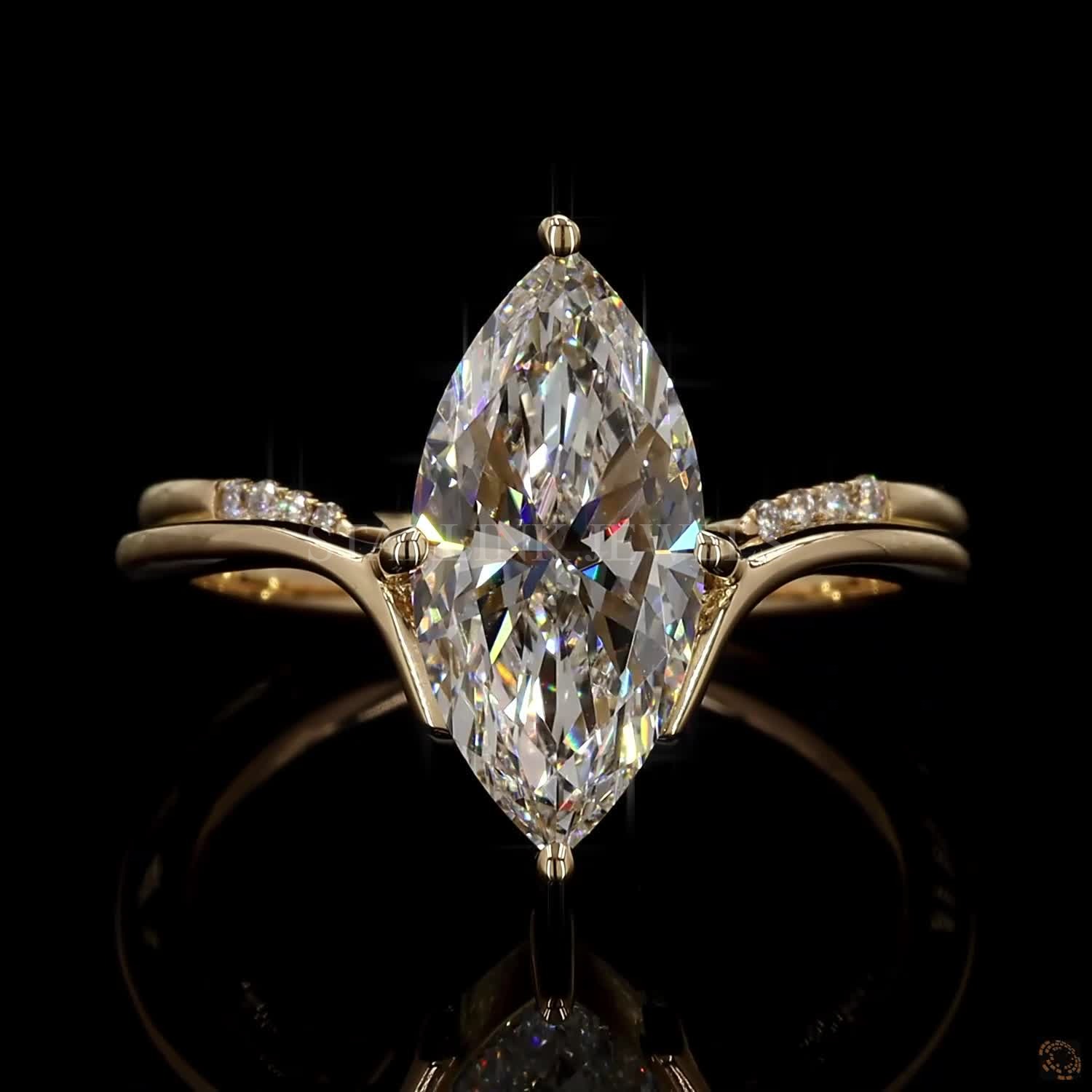 Marquise Diamond Bridal Set (2 Rings – Engagement + Band) – view 4