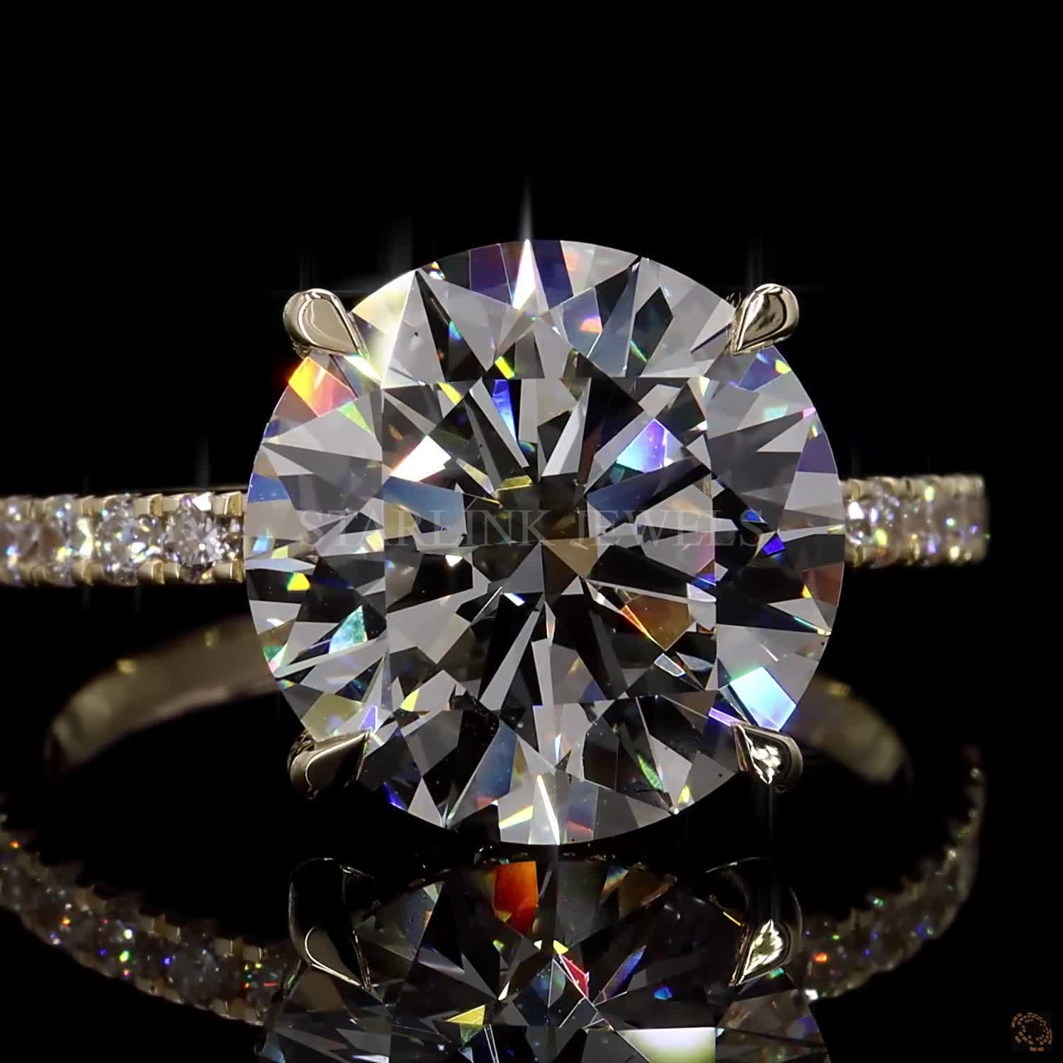 Round Solitaire Diamond Ring – view 3