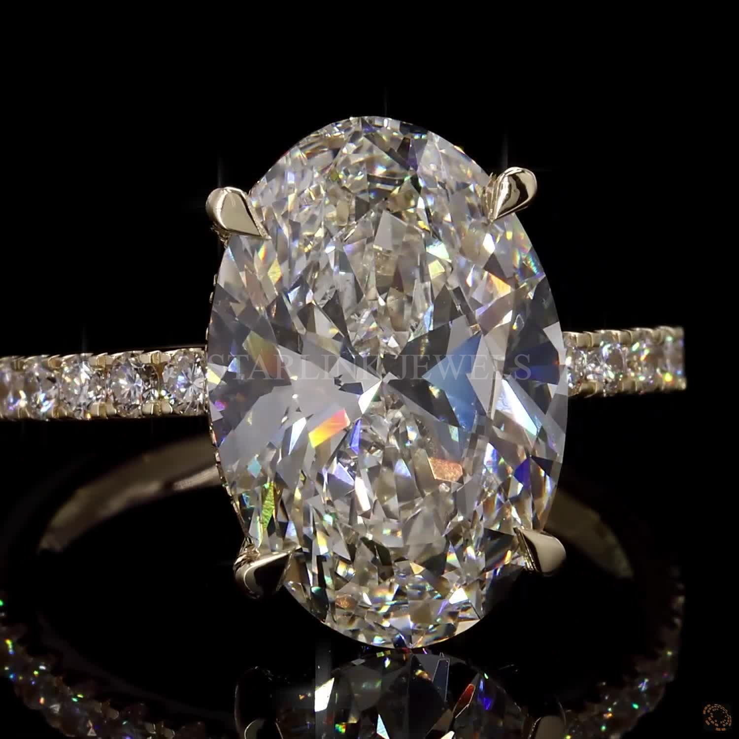 Oval Solitaire Diamond Ring – view 3