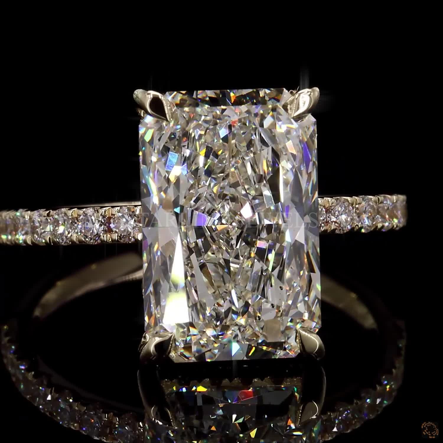 Radiant Solitaire Diamond Ring – view 3