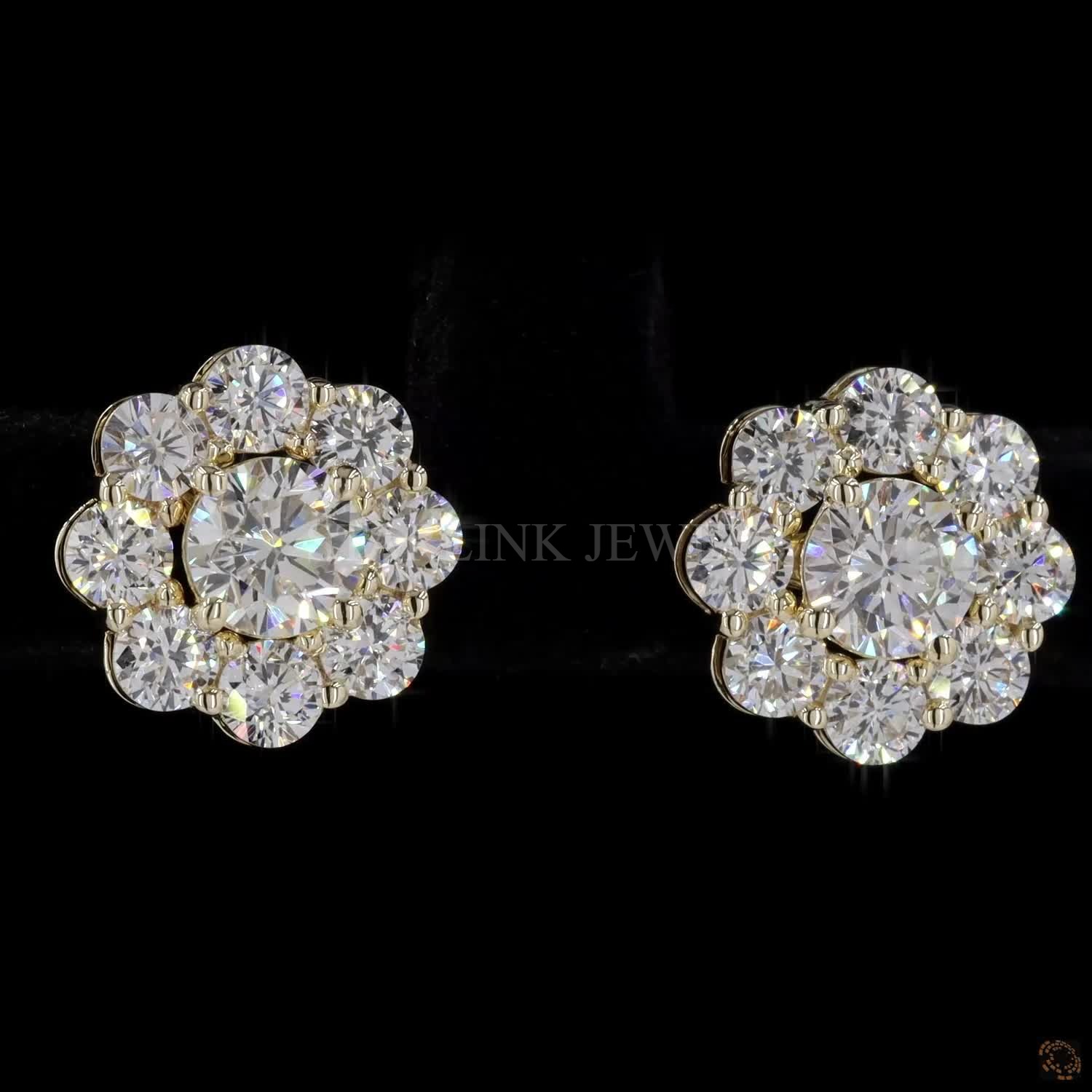 Luxury Detachable Round Diamond Cluster Earrings – view 3