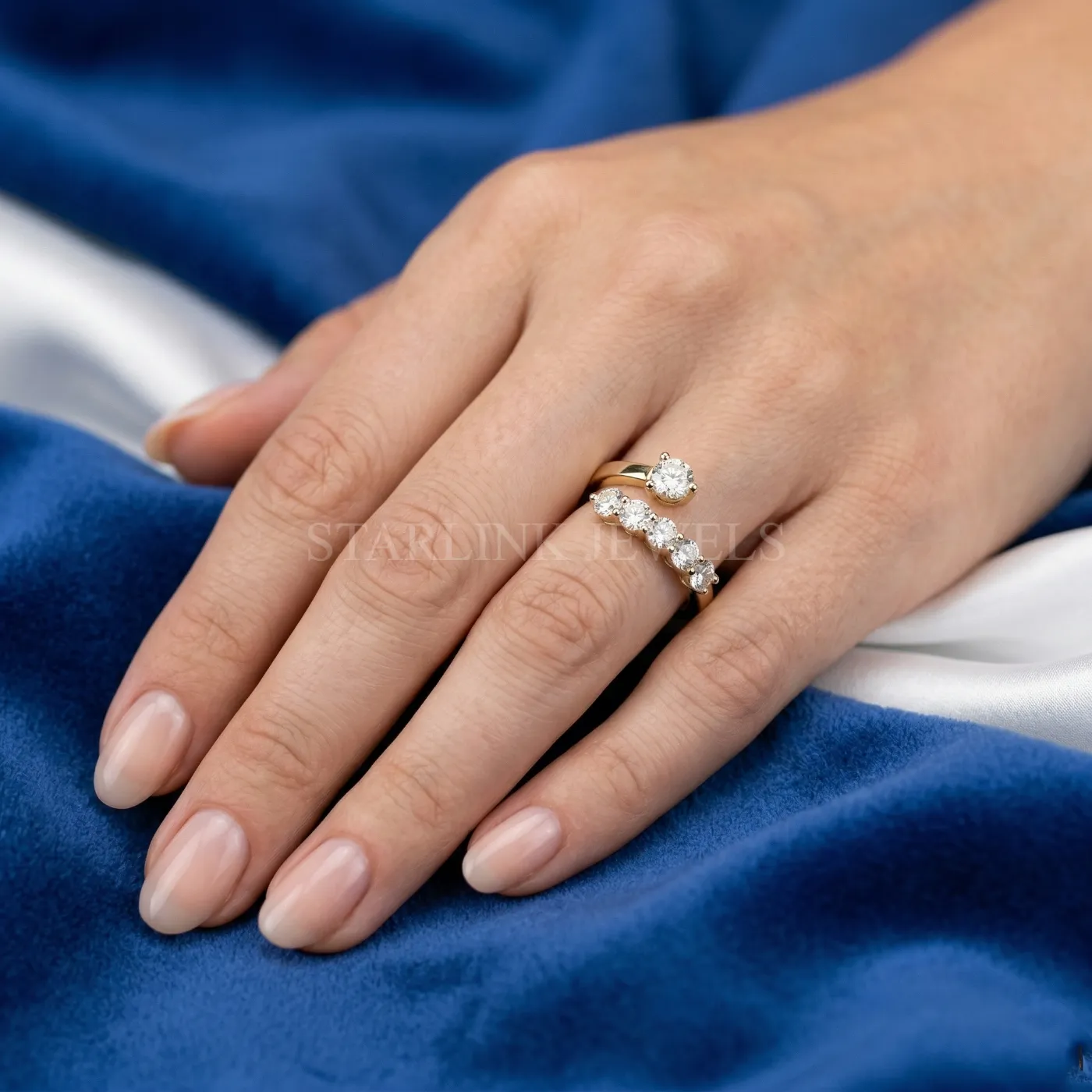 Round Diamond Ring – view 2