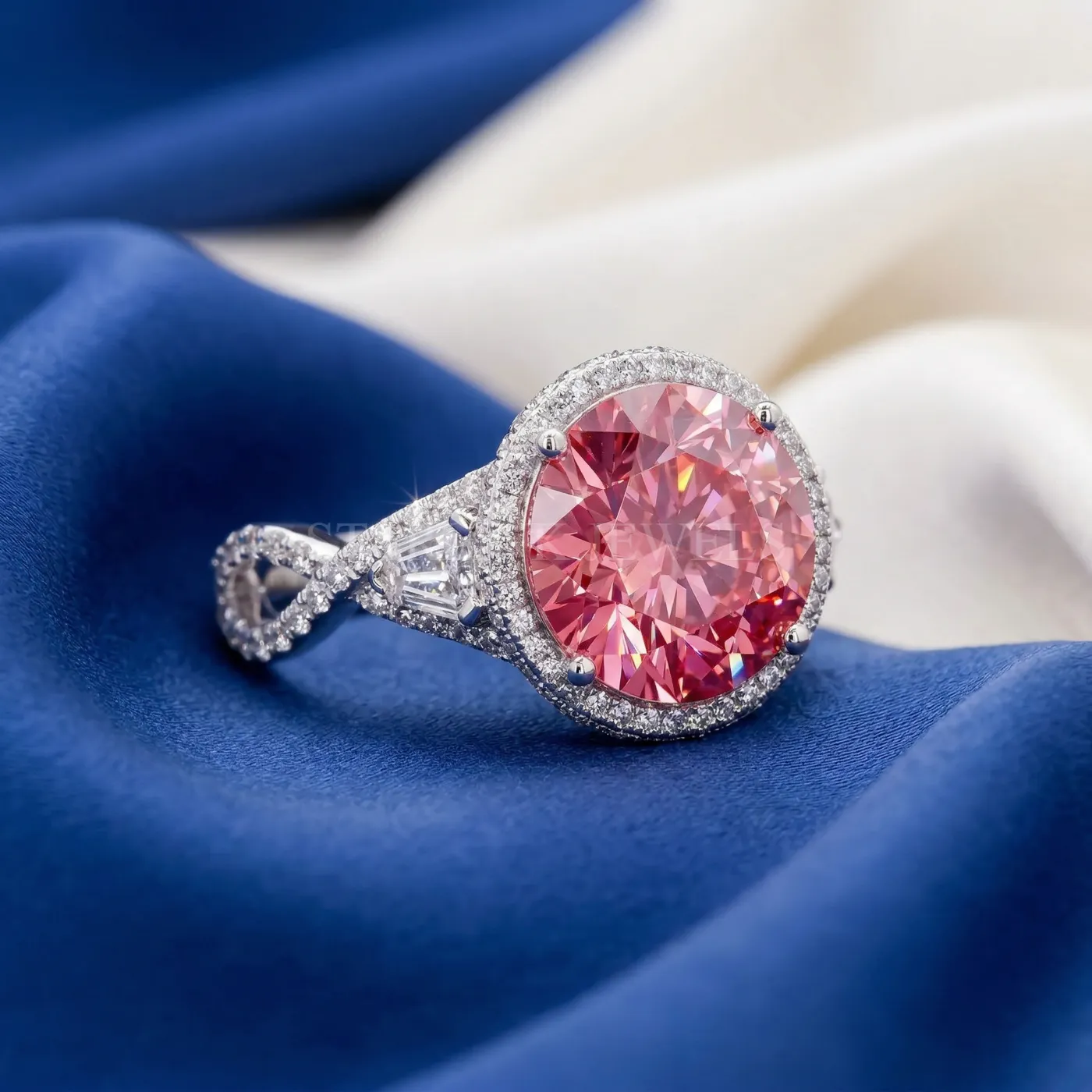 Pink Round Diamond Halo Ring