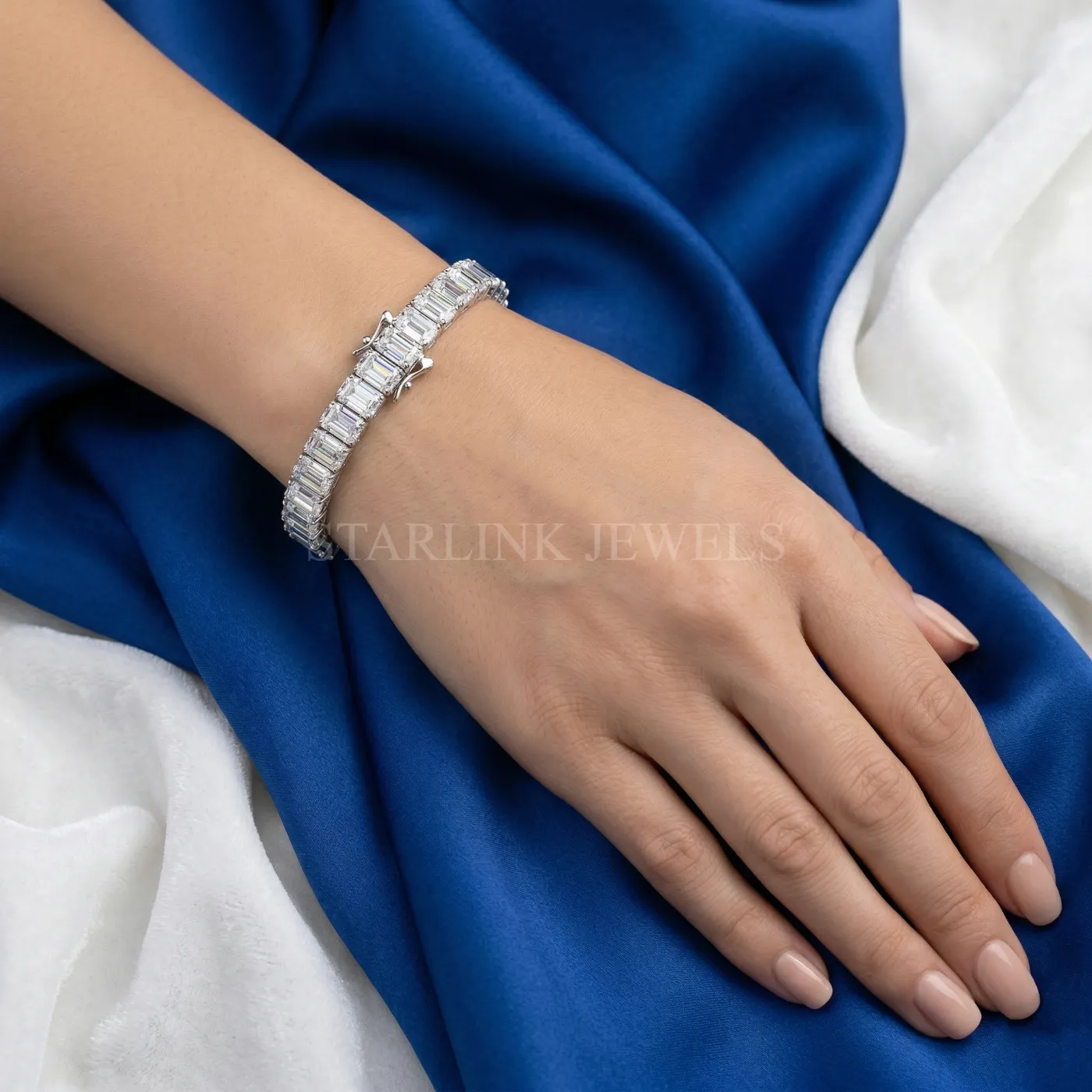 Prestige Emerald-Cut Diamond Tennis Bracelet – view 2