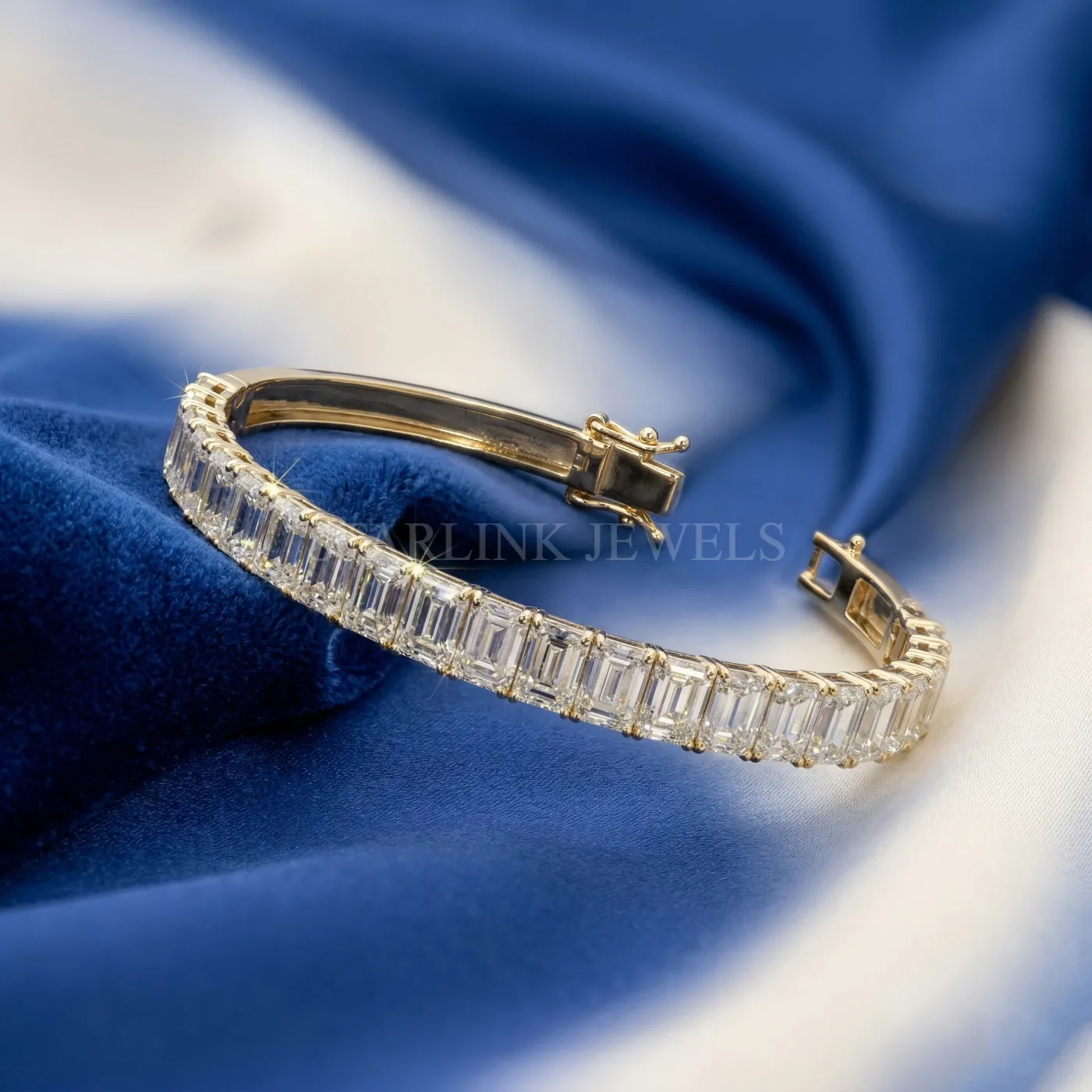 Luxury Emerald Cut Diamond Bracelet