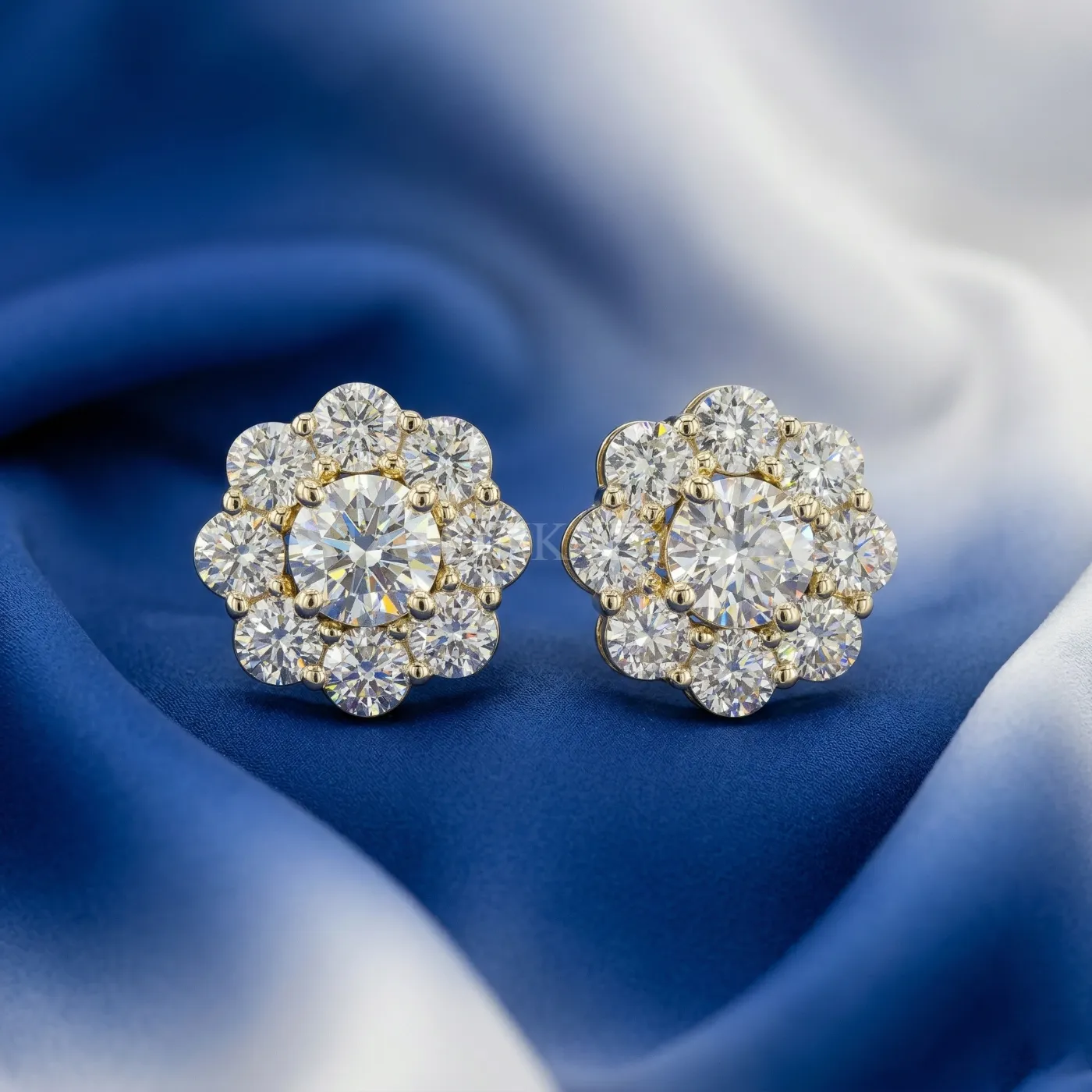 Luxury Detachable Round Diamond Cluster Earrings