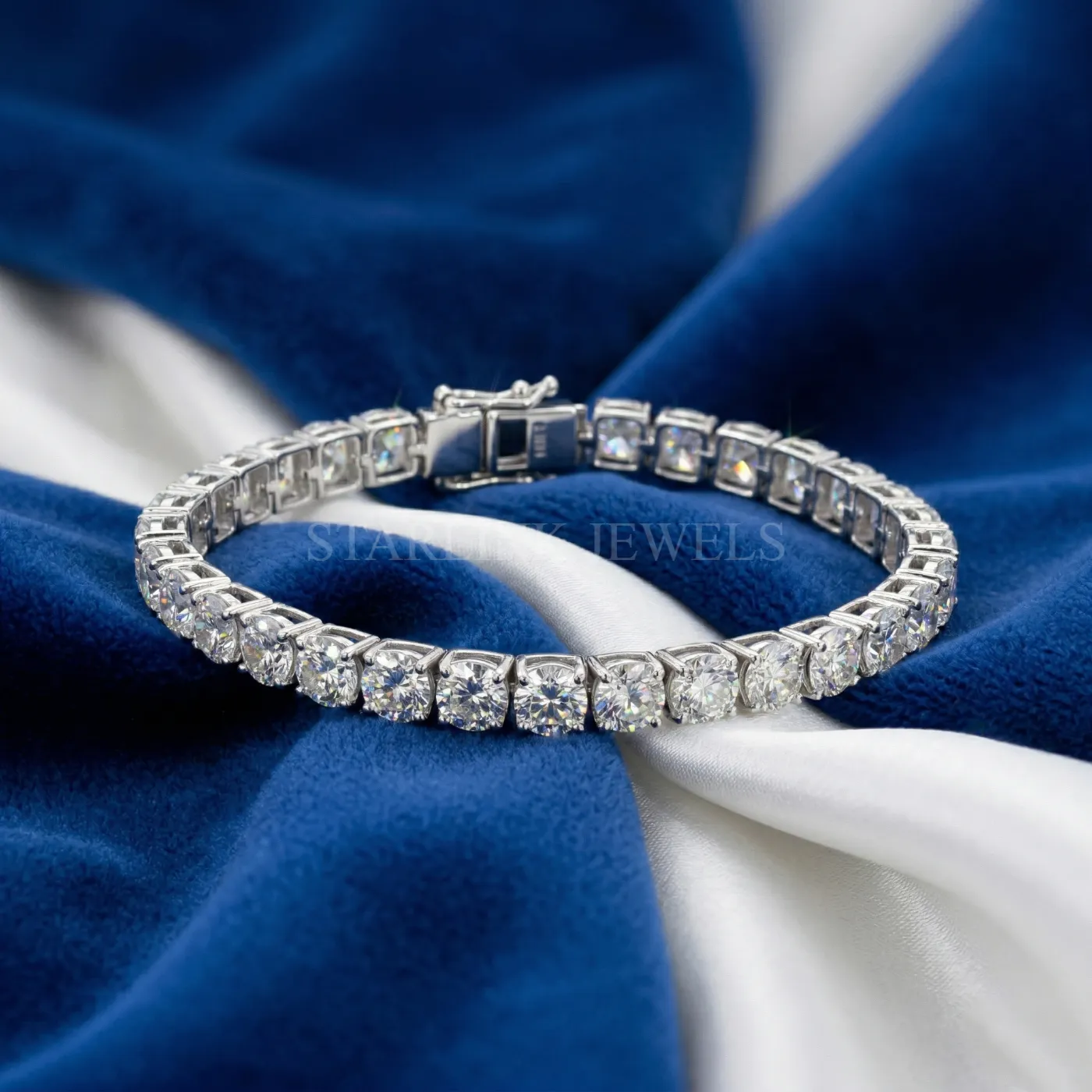 Classic Brilliance Round Diamond Tennis Bracelet
