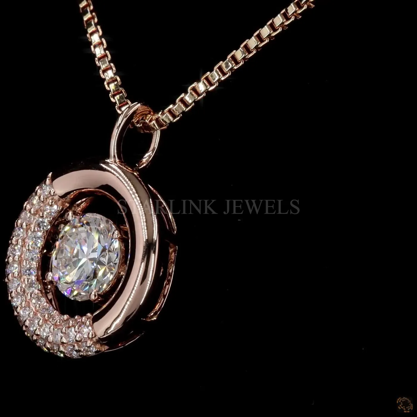 Round Diamond Halo Circle Pendant – view 4