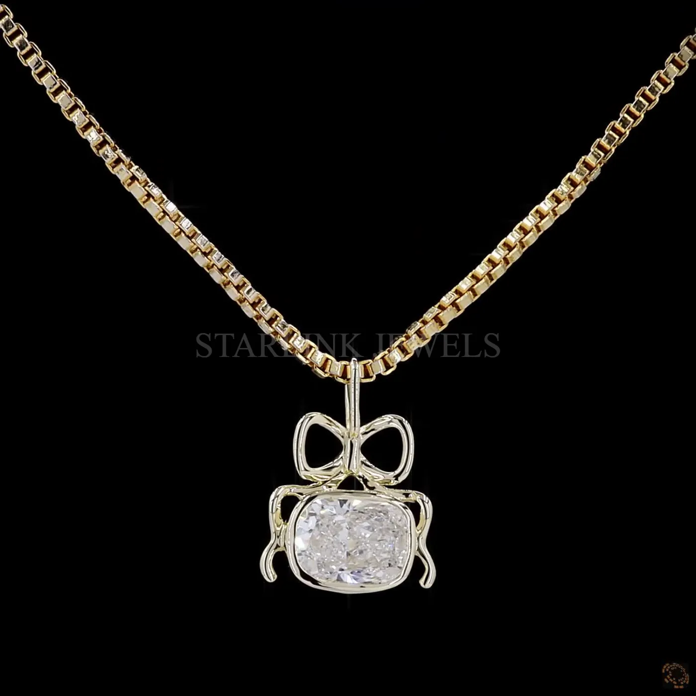Cushion Cut Diamond Pendant – view 3