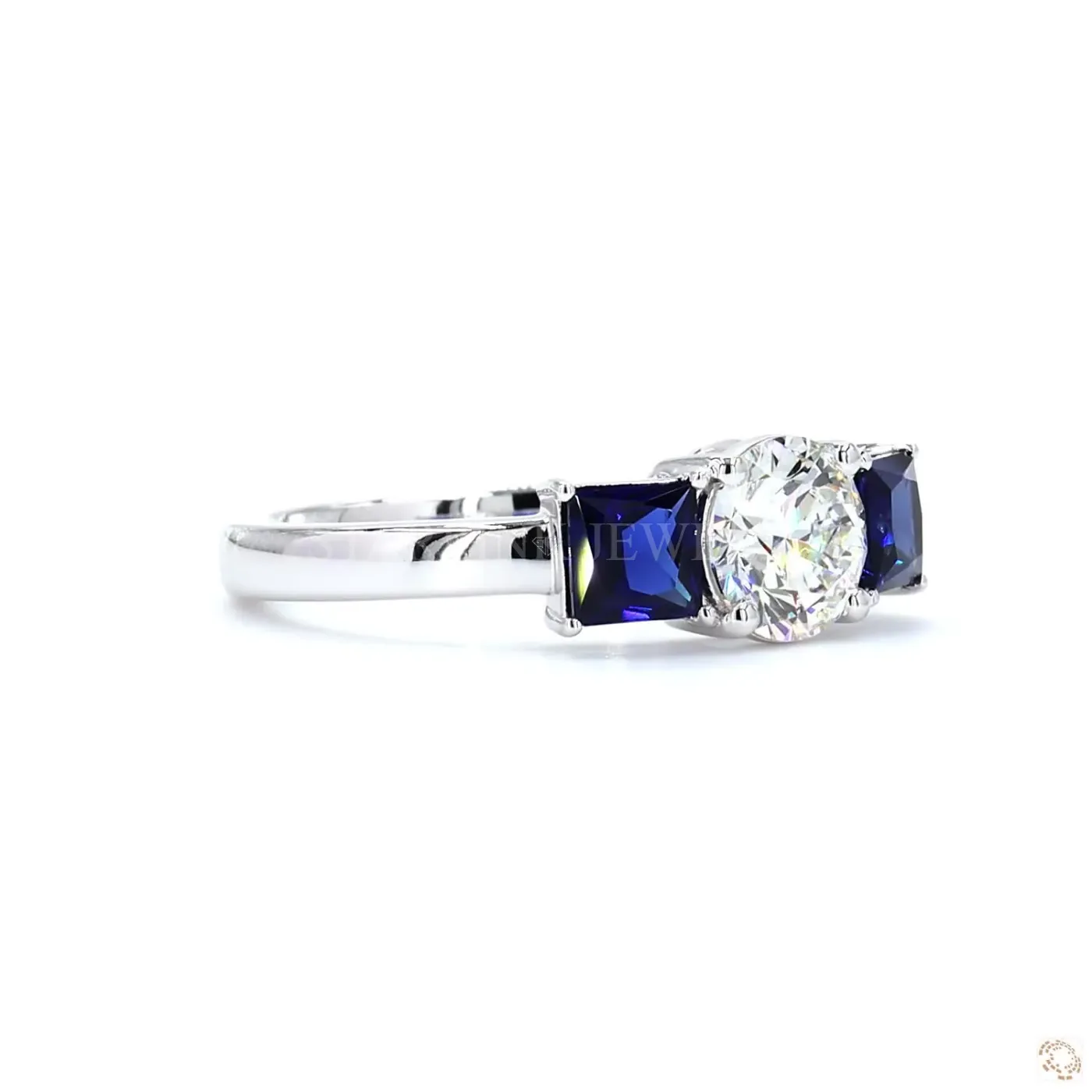 Round Cut Blue Sapphire Three-Stone Diamond Ring – view 4