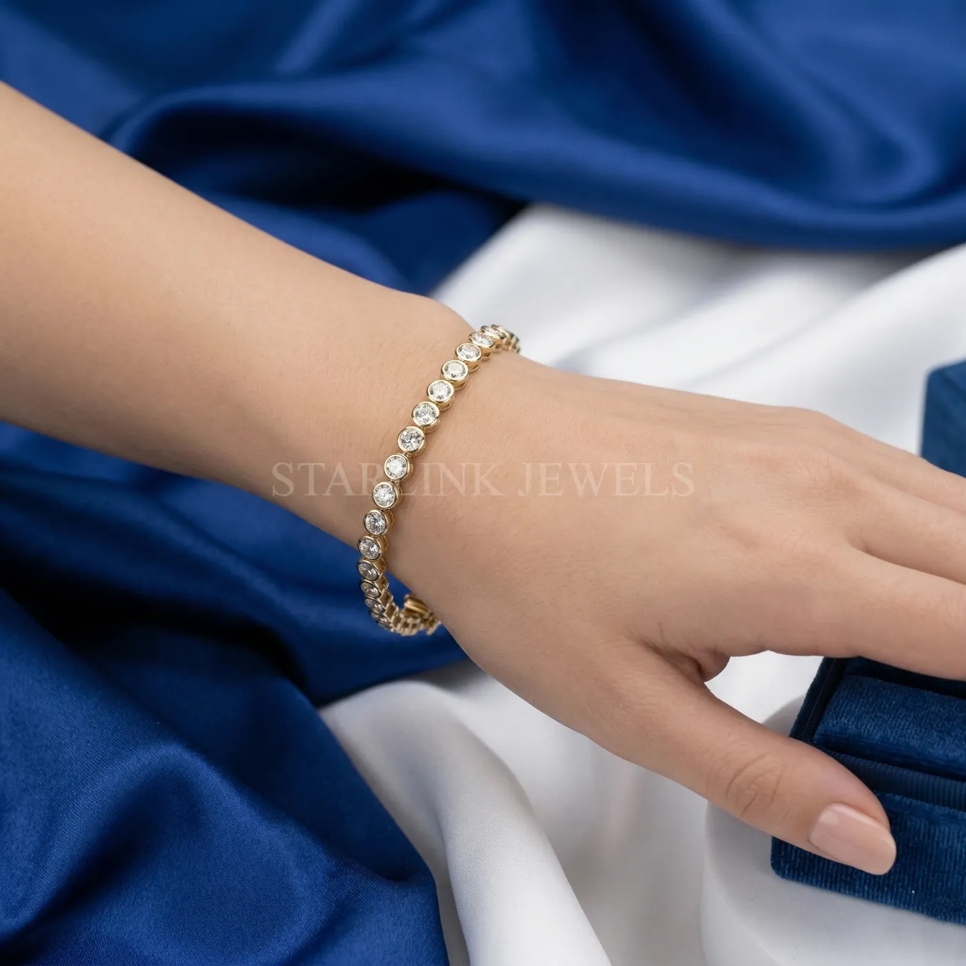 3.12 CT Round Bezel-Set Diamond Tennis Bracelet – view 2