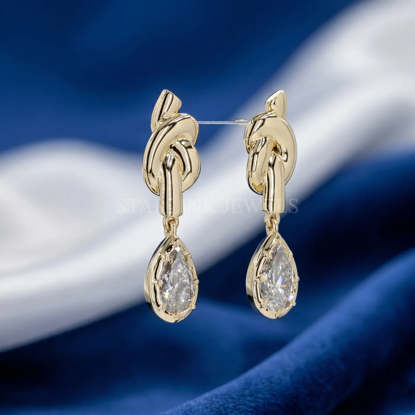 2 Ct Pear Diamond Drop Earrings