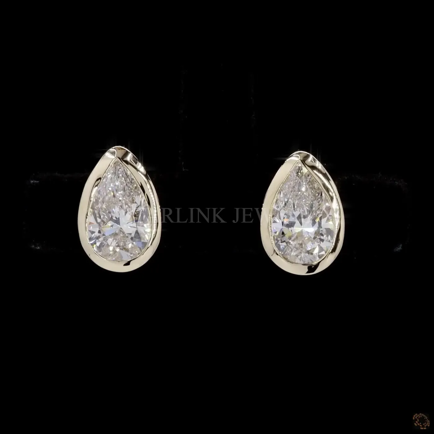 2 Ct Pear Diamond Stud Earrings – view 3