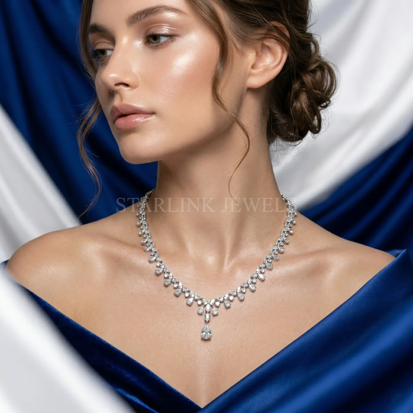 29.25 Ct Pear & Round Diamond Statement Necklace – view 2