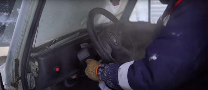 How To Drive a Car In The Coldest Parts Of The World