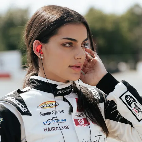 Toni Breidinger