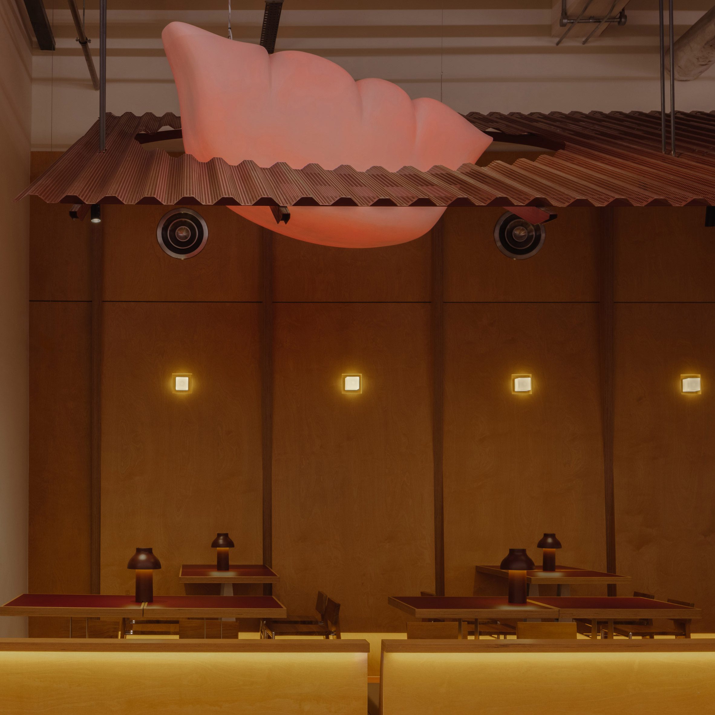Red dumpling above yellow seat