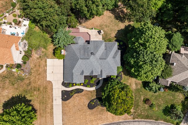 DJI_20240726120318_0937_D