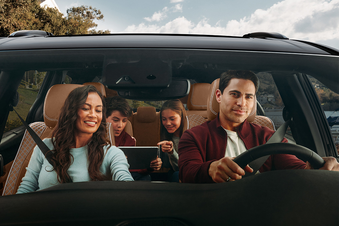 Les technologies embarquées de la Pacifica hybride 2024.