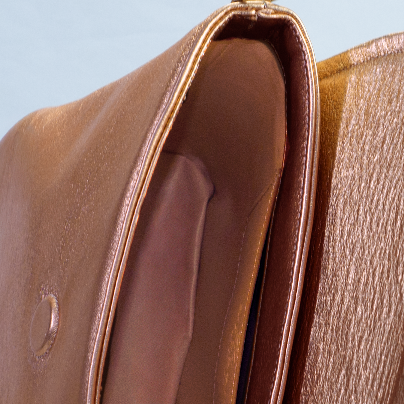 Avalyn Clutch in Nude