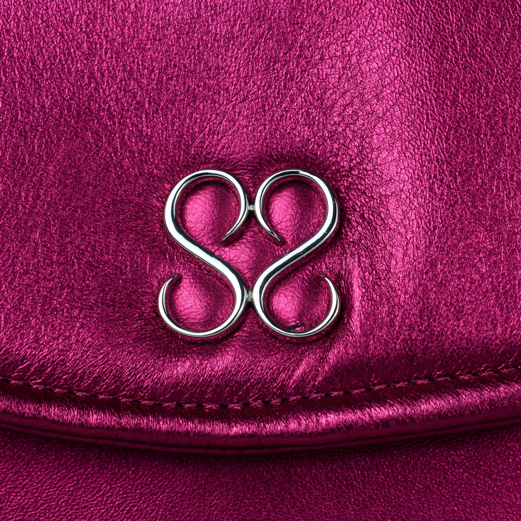 Avalyn Clutch in Raspberry