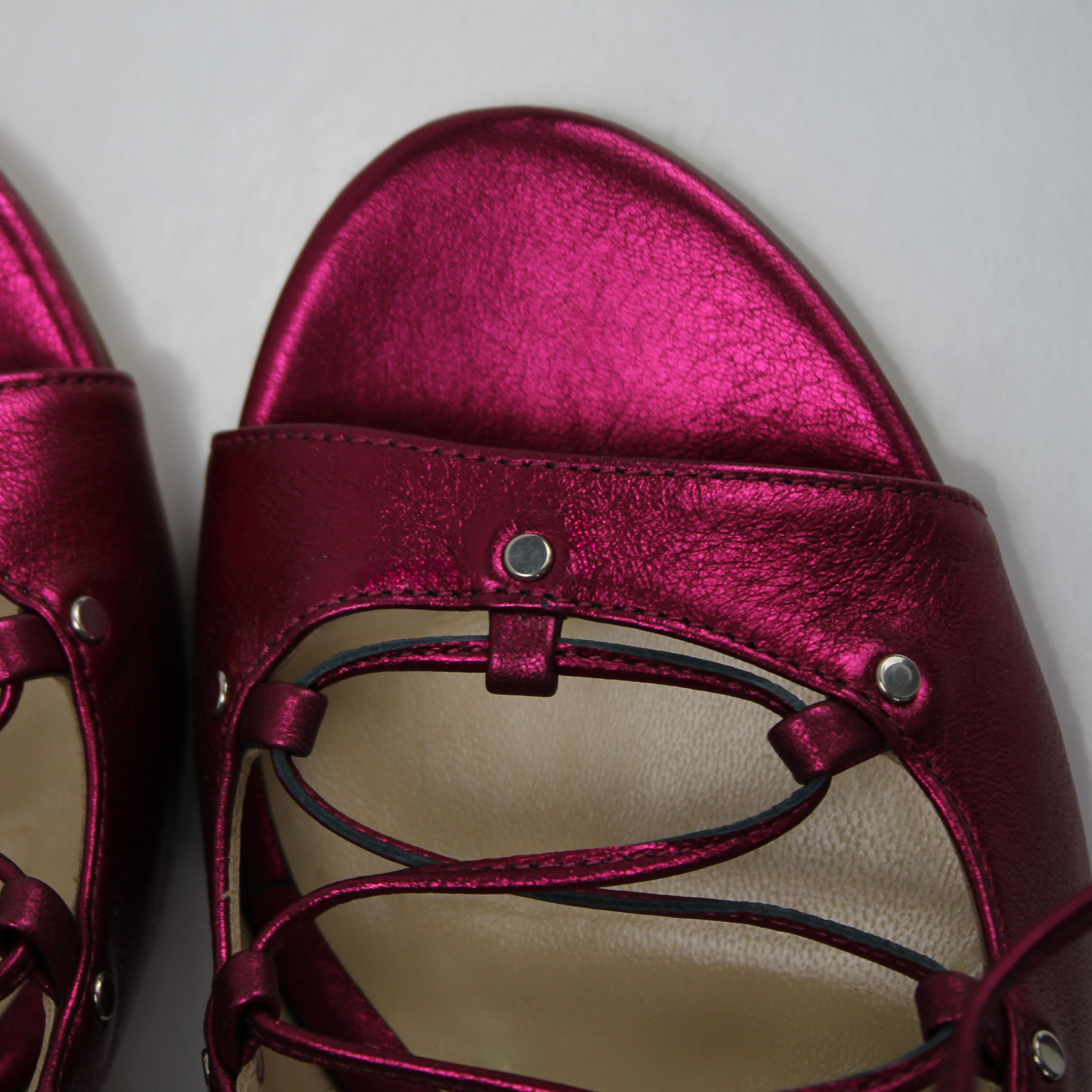 Avalyn Set in Raspberry