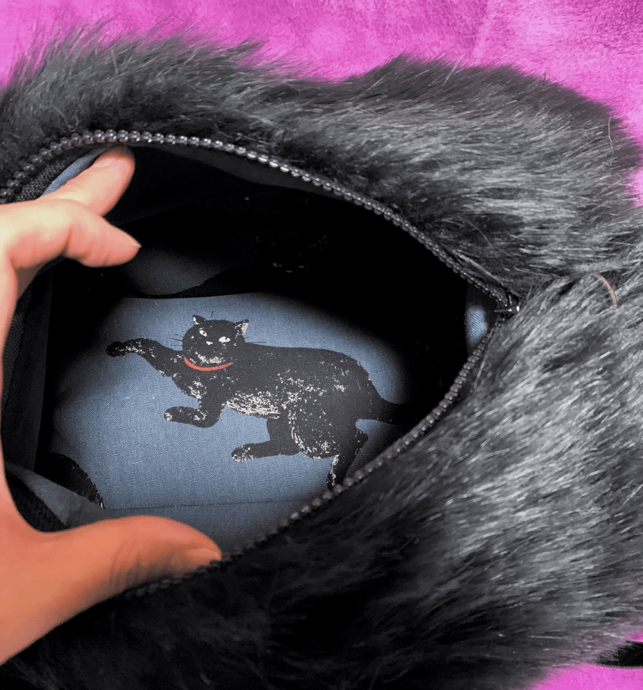 Realistic Cat Bag