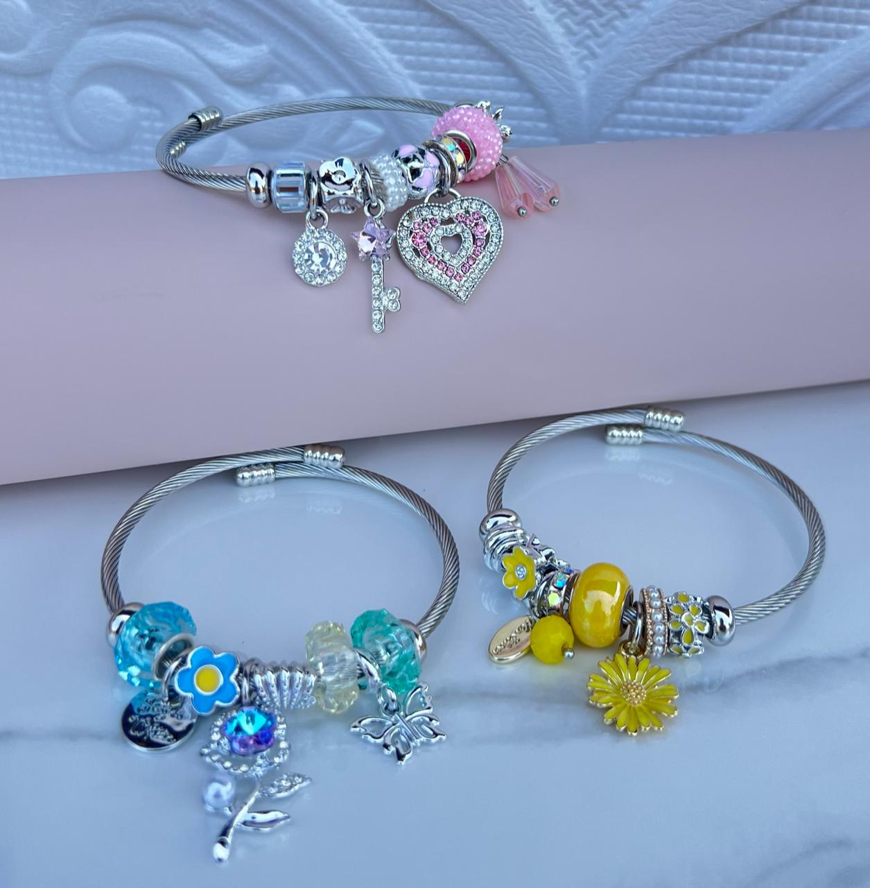 PULSERA PANDORAS