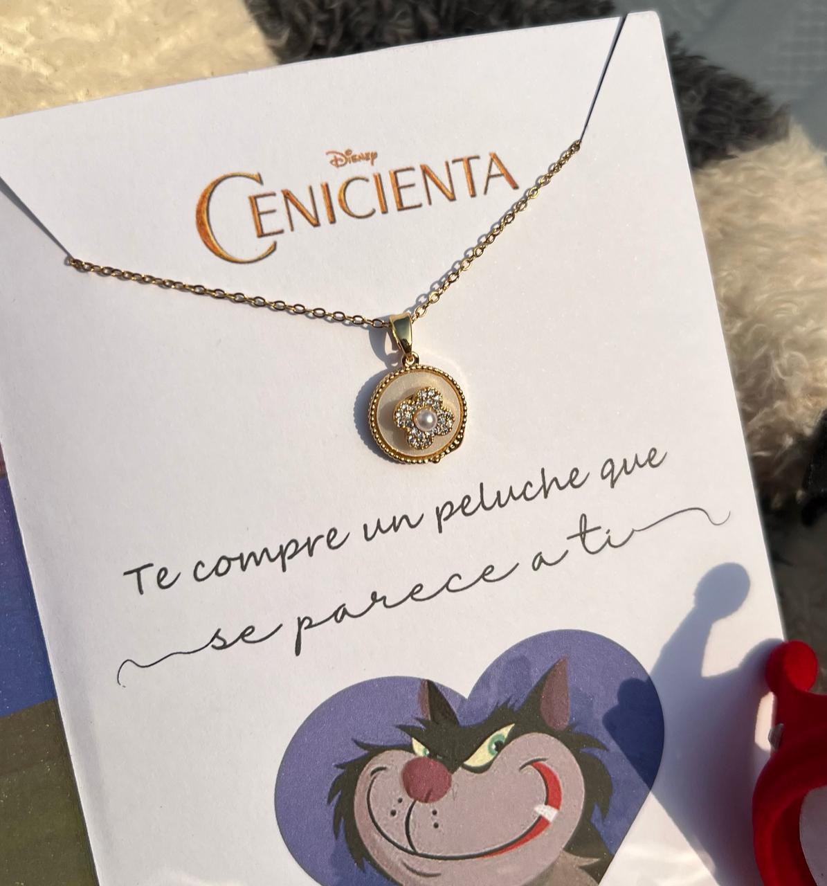COLLAR INSPIRADO EN EL GATITO LUCIFER( CENICIENTA) 👑🩵✨️