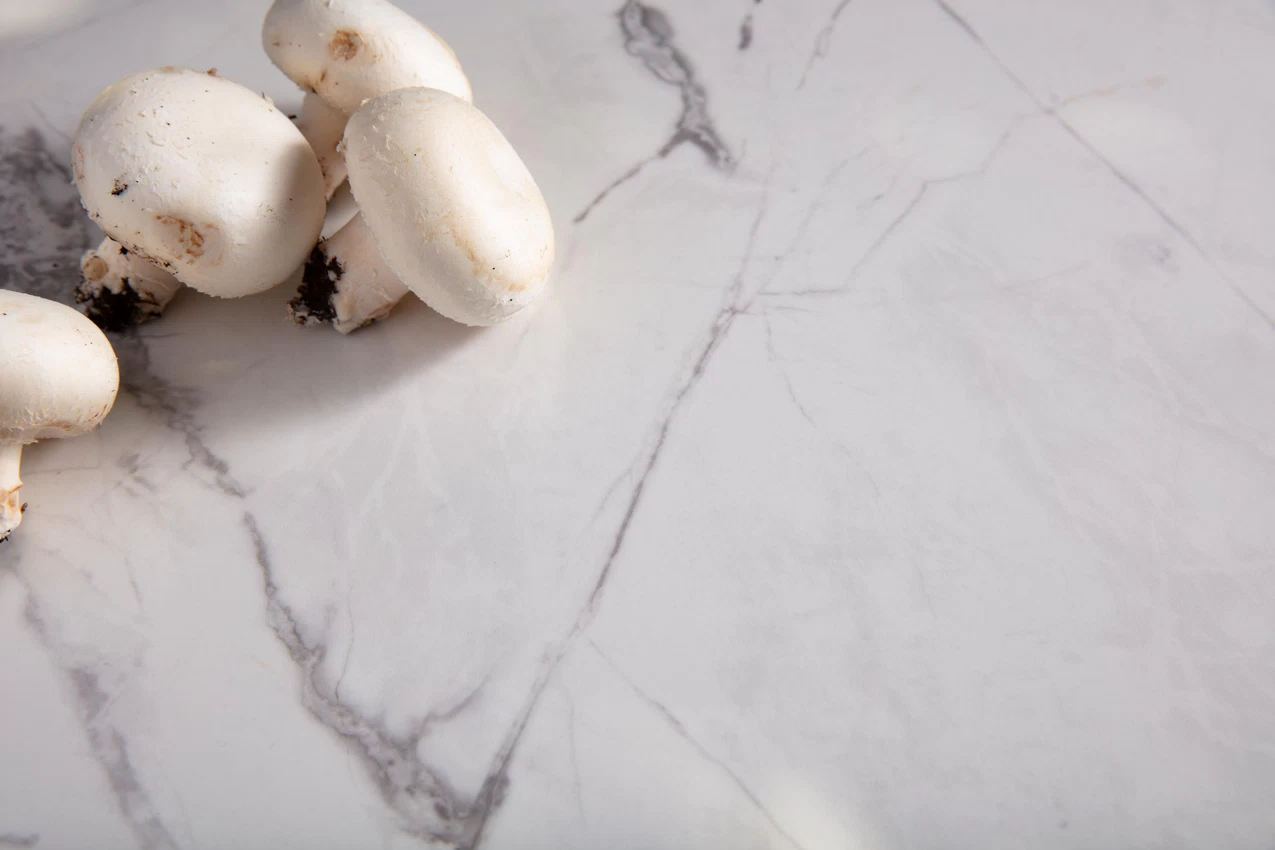 I NATURALI INVISIBLE WHITE LUC. 1000X3000 LAMINAM5