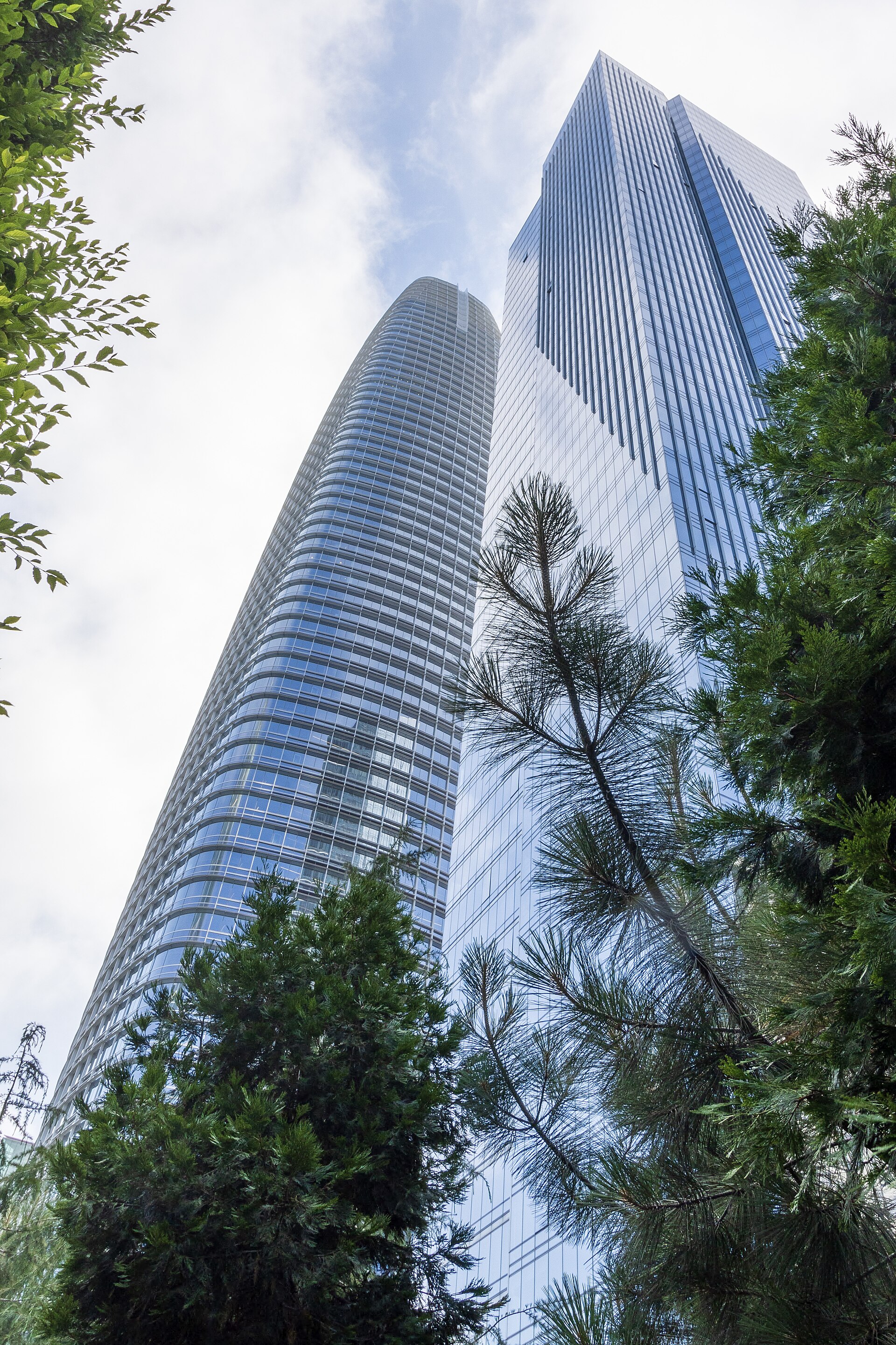 Salesforce Tower and neighboring Millennium Tower in San Francisco