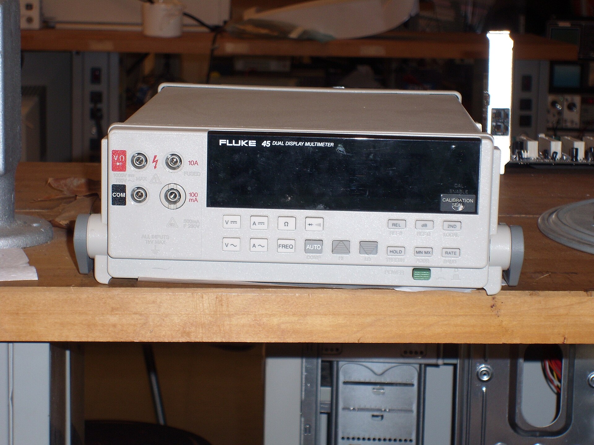Fluke 45 digital multimeter