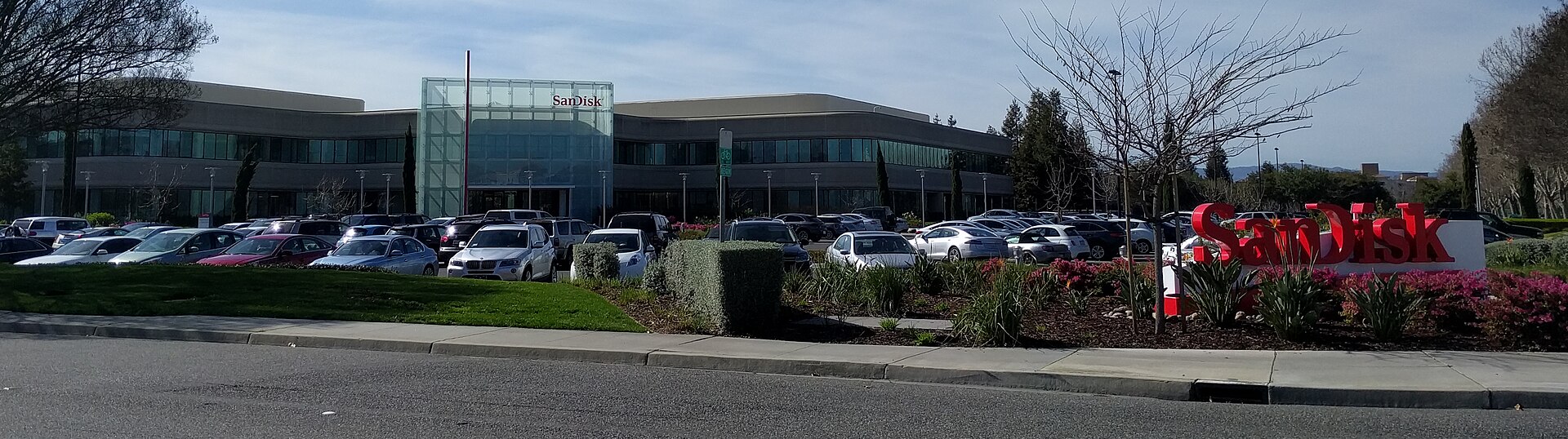 SanDisk campus building in Milpitas with company sign