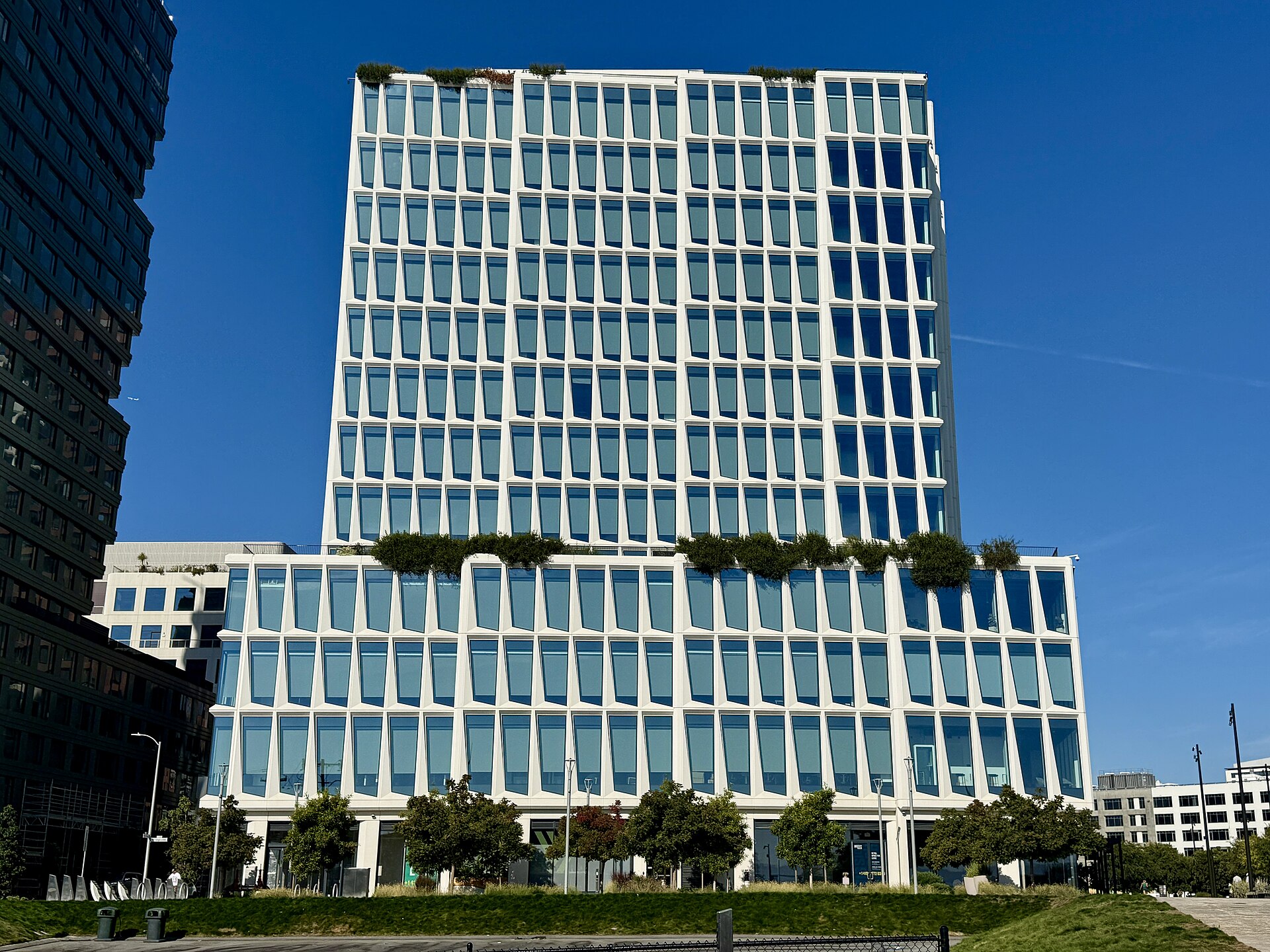 Exterior of Visa headquarters in San Francisco
