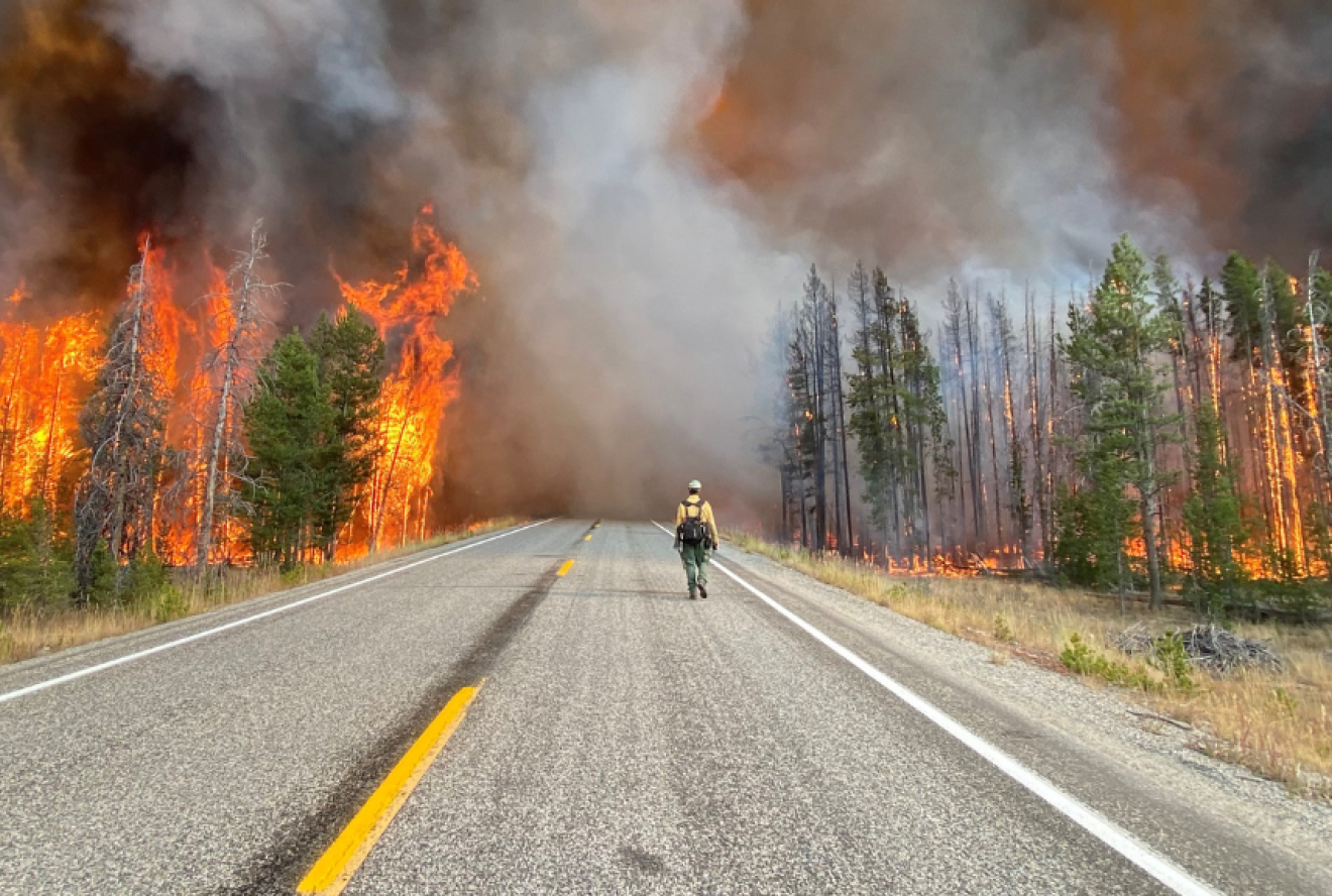 Fire rages in the Sawtooth National Forest