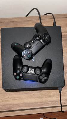 Ps4 slim temiz