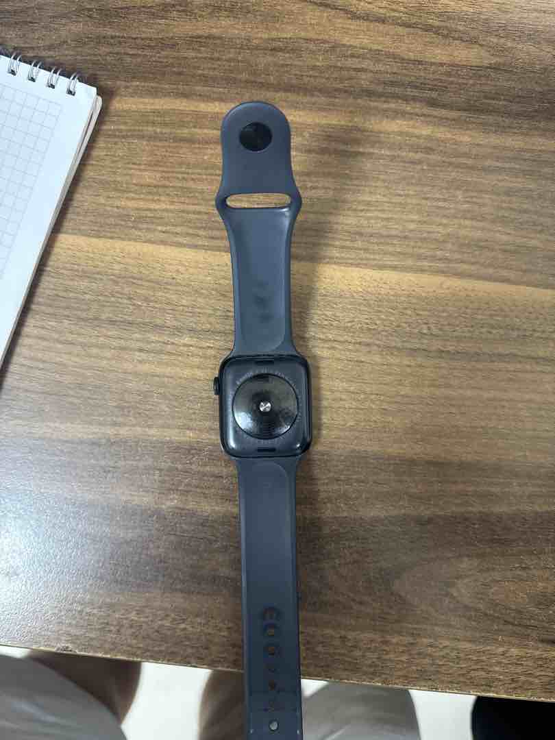 Apple Watch SE ikinci nesil 2025 - fotoğraf 4