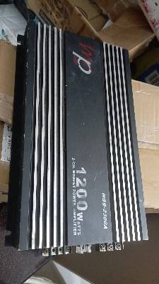 1200 w araç amfisi