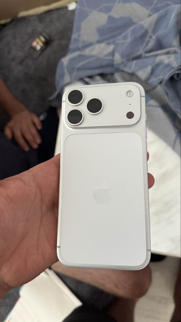 İphone 17 pro max yd