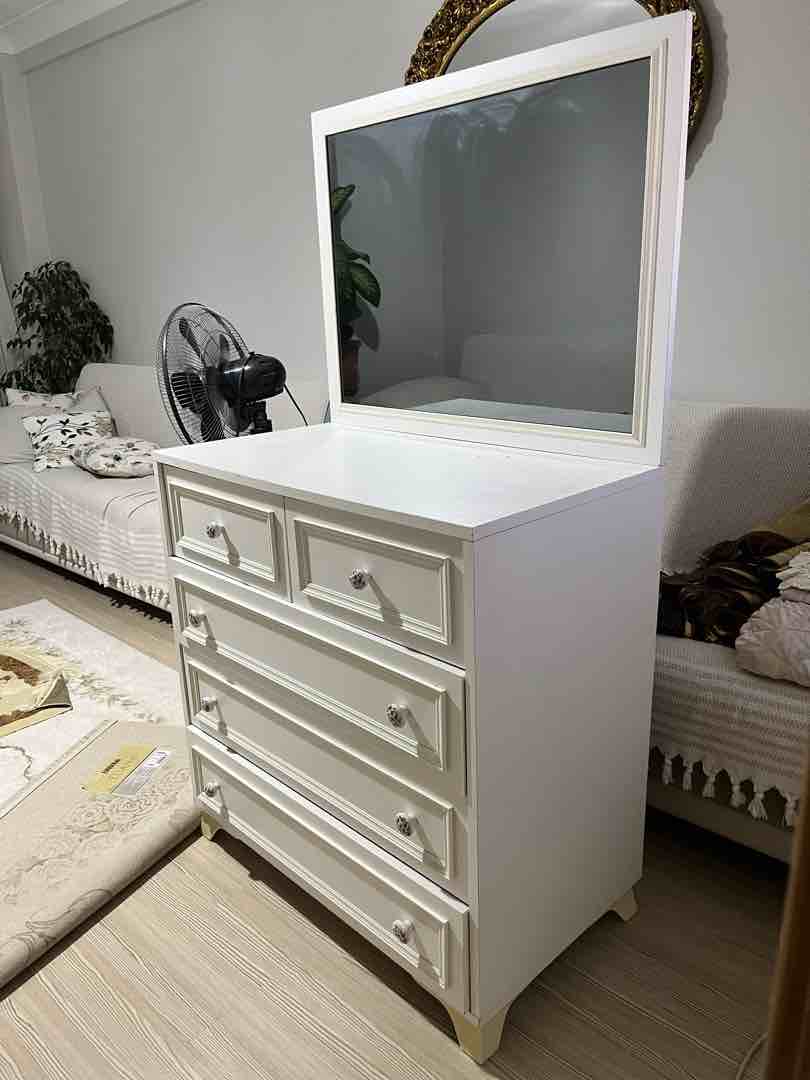 Beyaz Aynalı 5 Çekmeceli Şifonyer + 2 Komodin Takımı - fotoğraf 4